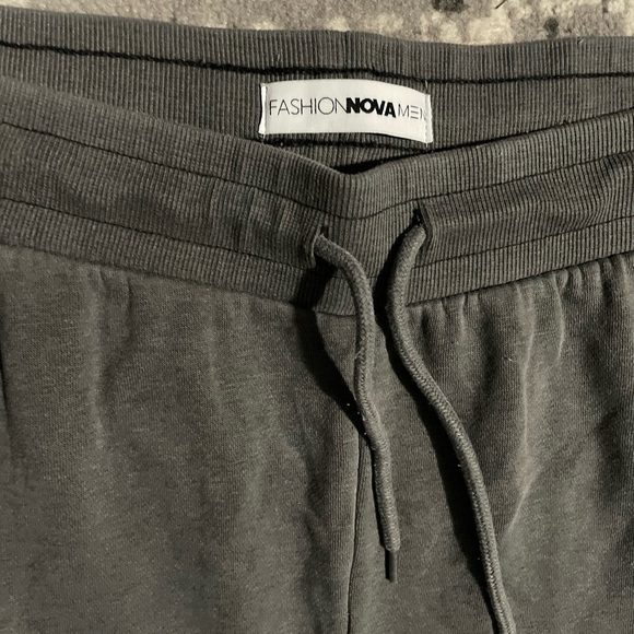 Fasion Nova Grey sweatpants Size-XXL - Picture 2 of 3